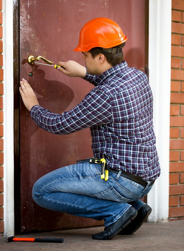 Trouver un expert en installation d'une porte blindée à Strasbourg